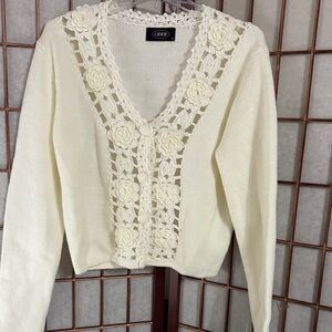 Cider Cream V-Neck Sweater with Floral Crochet PTP 23 inches
